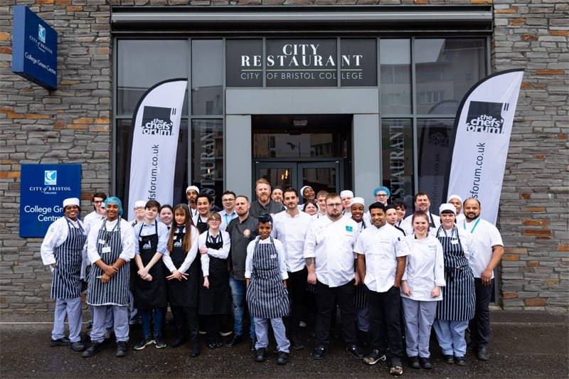 Top Chefs Reinforce Vital College Links with Demo and Dine event at City of Bristol College!